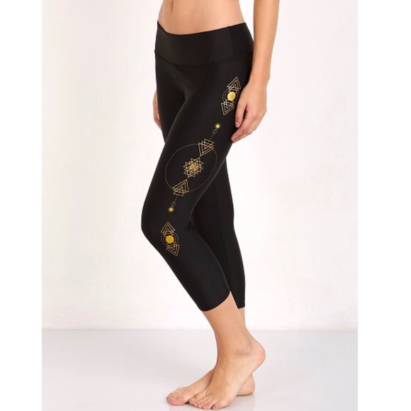 Onzie Pants - Onzie Venice Capri Bling